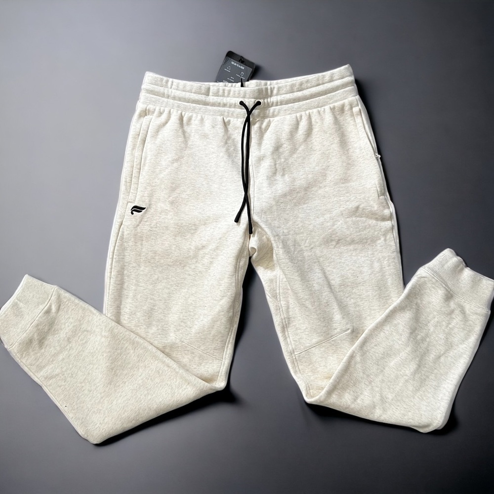 Fabletics : Go-To Jogger // Men Size Medium